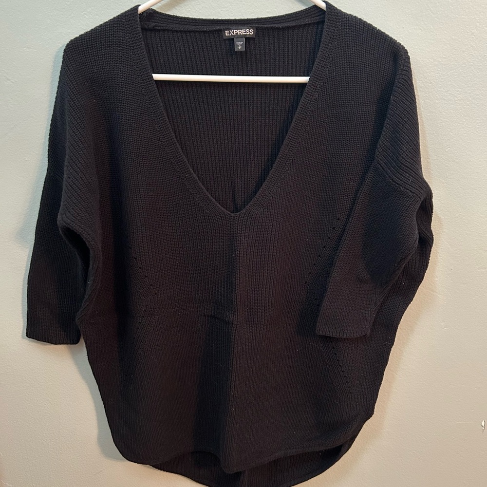 Express Women's Deep Black V-Neck Sweater